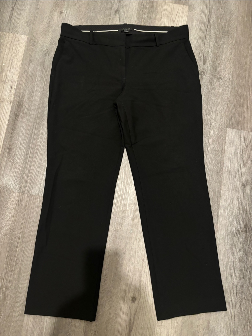 Ann Taylor Black Straight cropped ankle Pants
